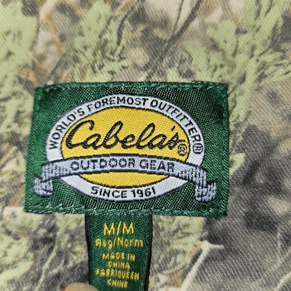 Cabelas Zonz Woodlands Button Down Shirt LS Camo Regular Fit Flap Pockets Mens M - Picture 5 of 12